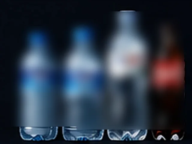 Markasız 1,5 litre içme suyu şişeleri